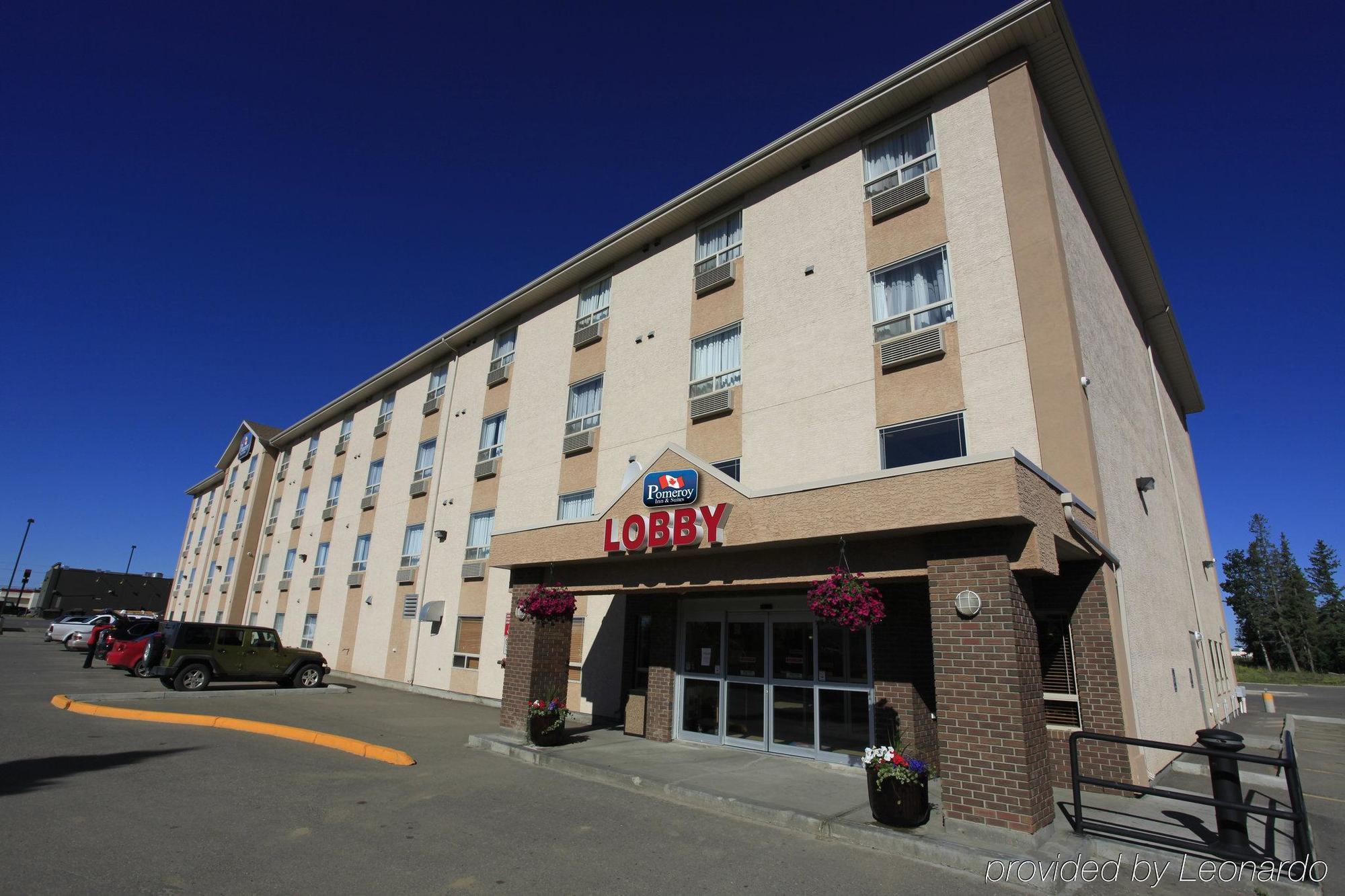 Pomeroy Inn&Suites Fort St. John Exterior foto